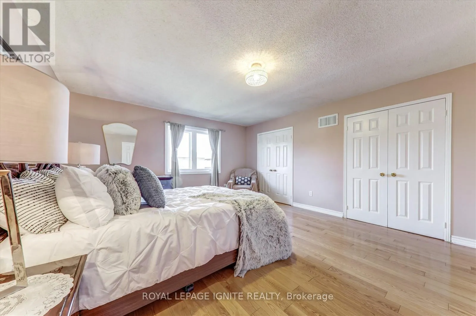 218 SOPHIA ROAD