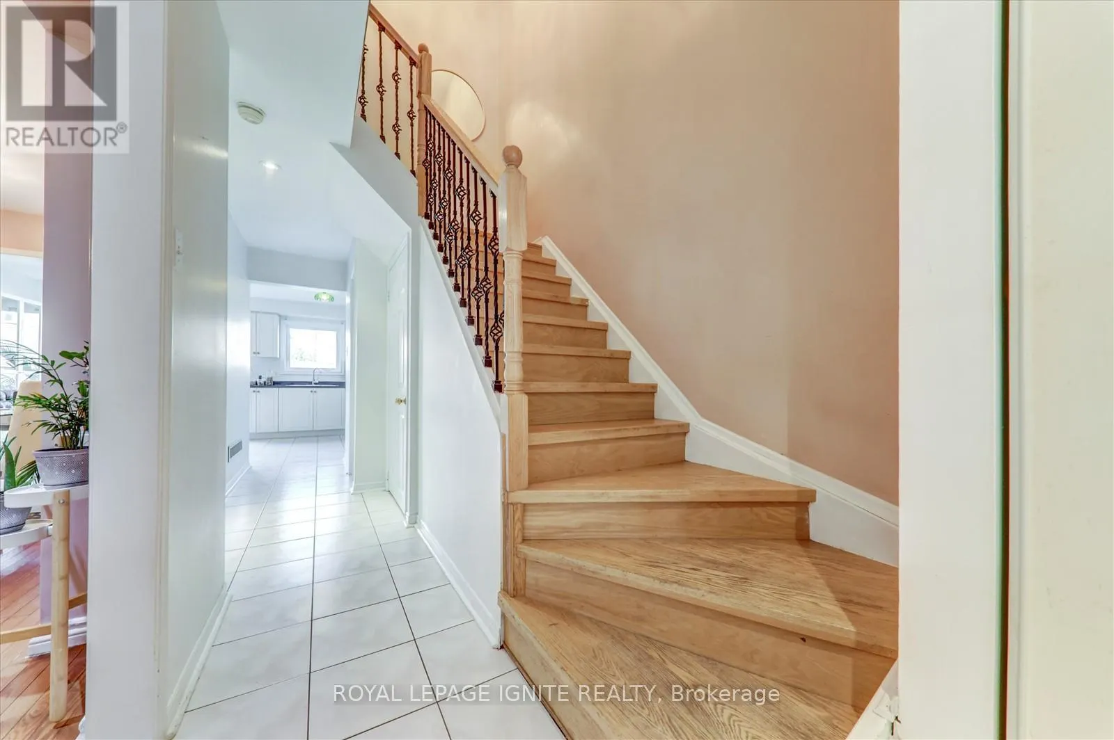 218 SOPHIA ROAD
