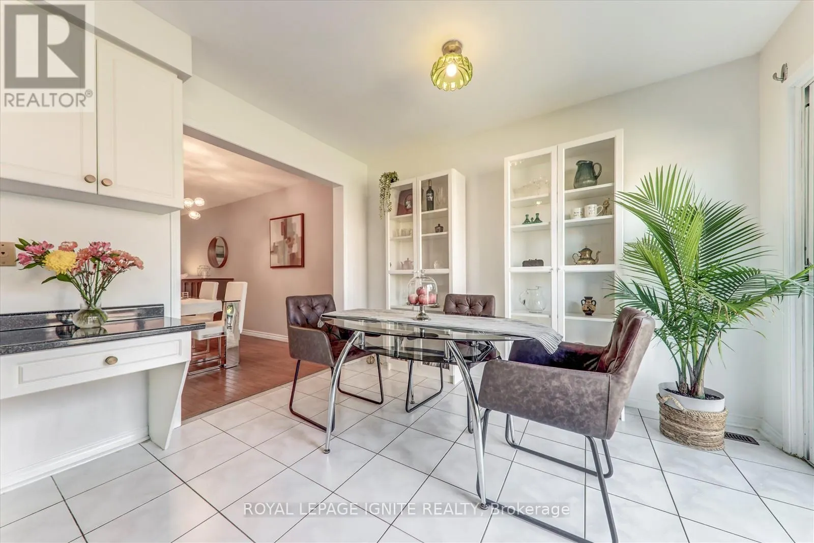 218 SOPHIA ROAD