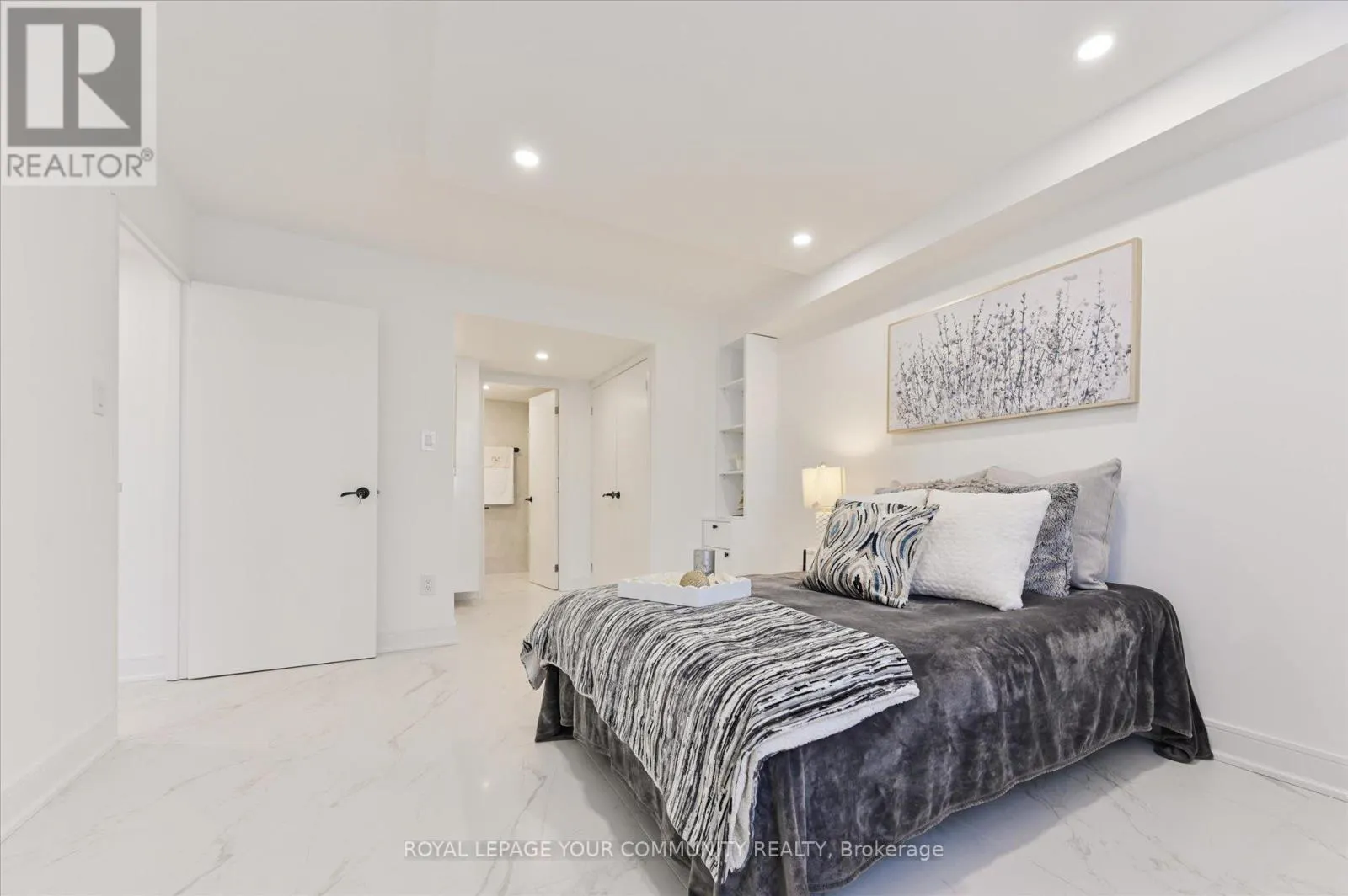 306 - 20 BAIF BOULEVARD