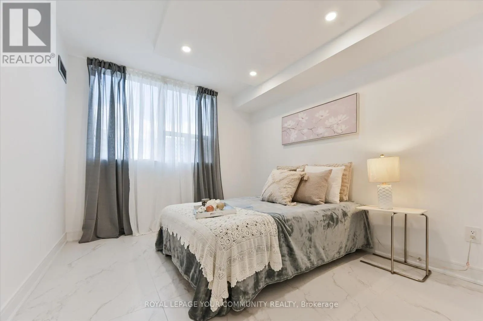 306 - 20 BAIF BOULEVARD