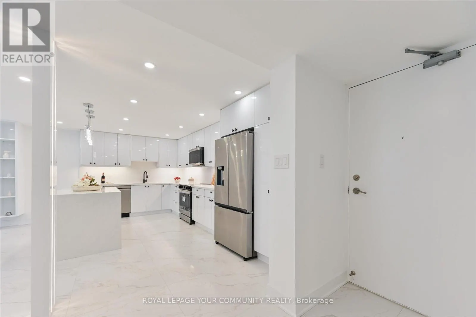 306 - 20 BAIF BOULEVARD