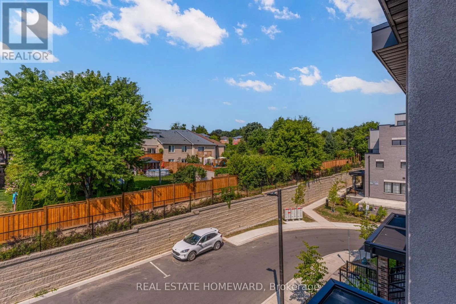 12 - 40 BAYNES WAY