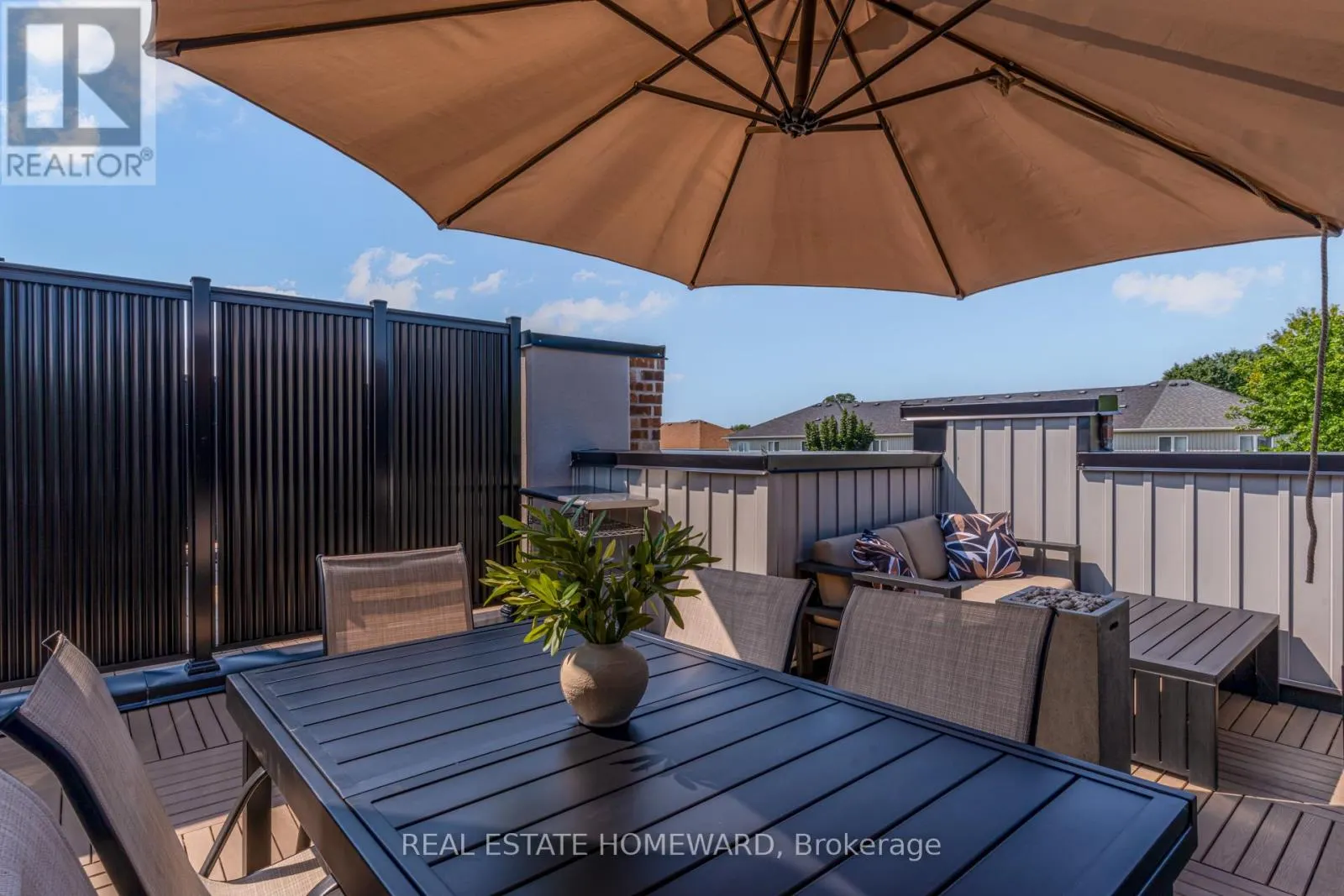 12 - 40 BAYNES WAY