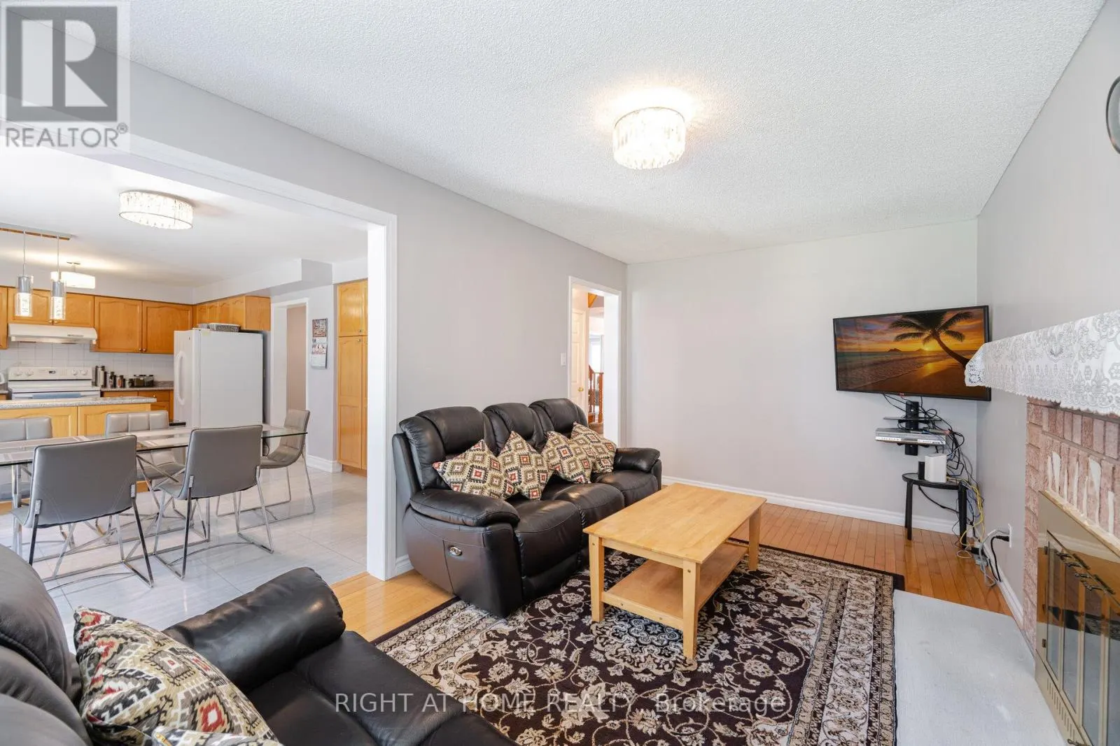 20 ERLA COURT