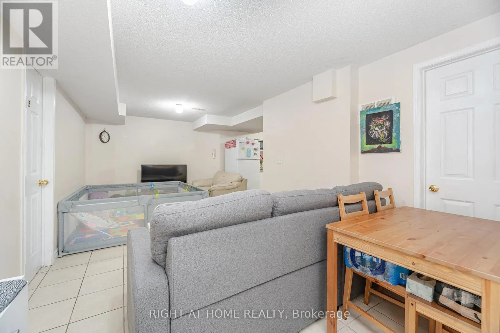 20 ERLA COURT