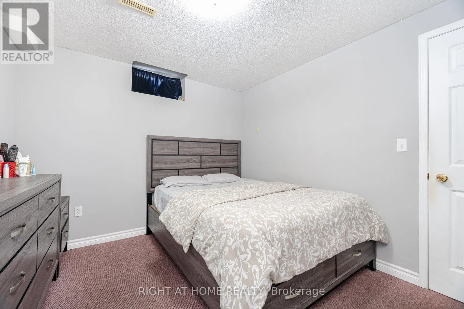 20 ERLA COURT