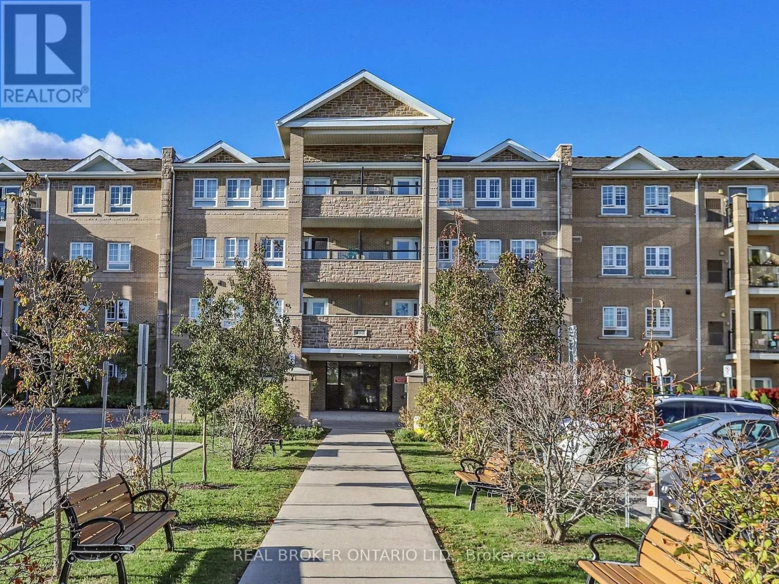 122 - 481 RUPERT AVENUE