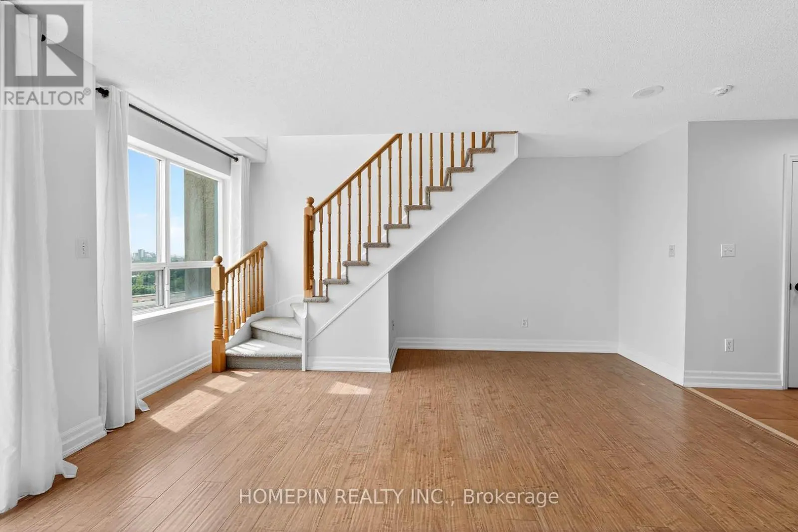 1103 - 39 ONEIDA CRESCENT