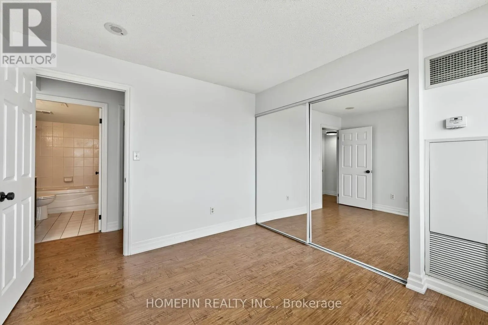1103 - 39 ONEIDA CRESCENT