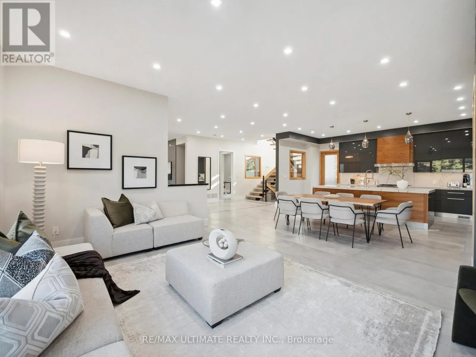 74 LEISURE LANE