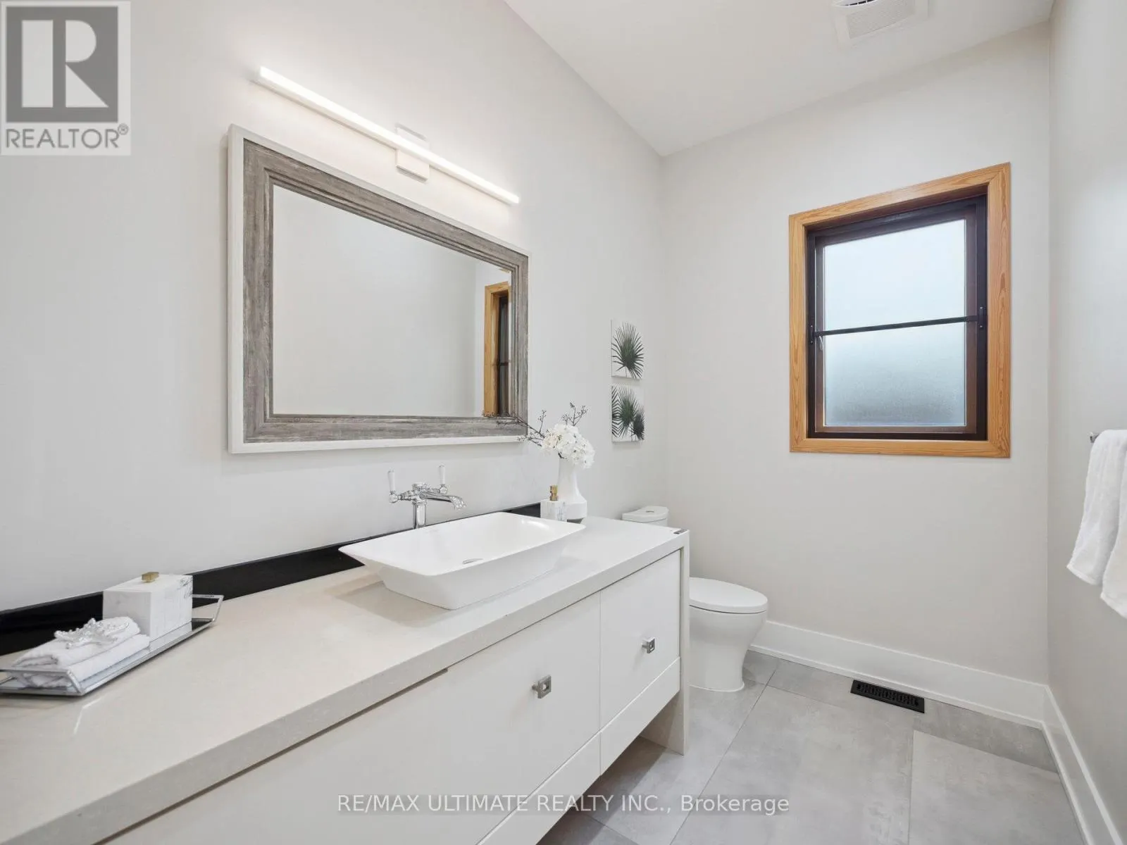 74 LEISURE LANE