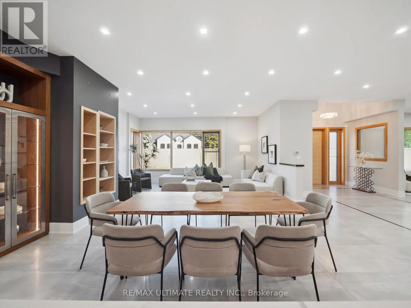 74 LEISURE LANE