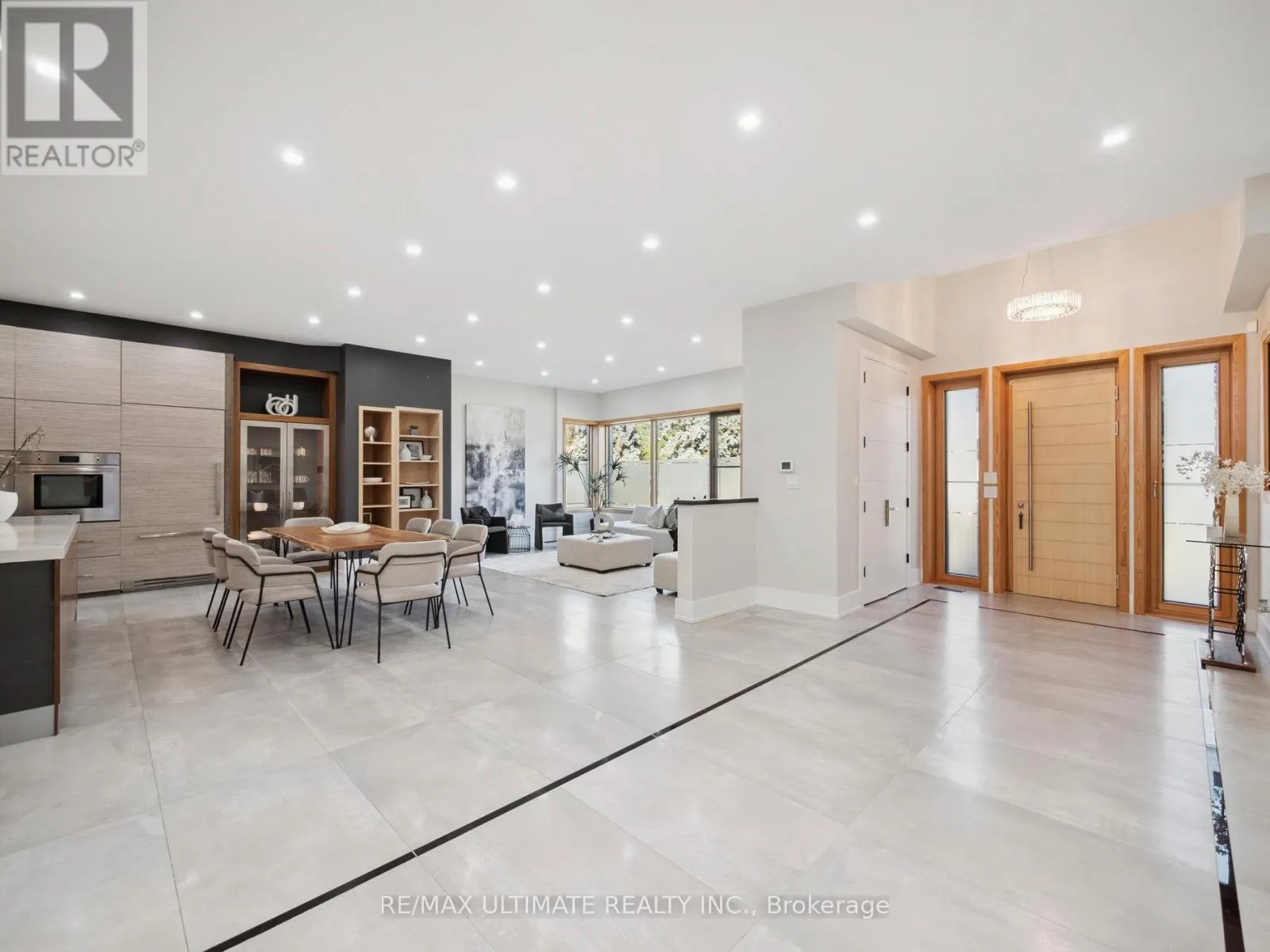 74 LEISURE LANE