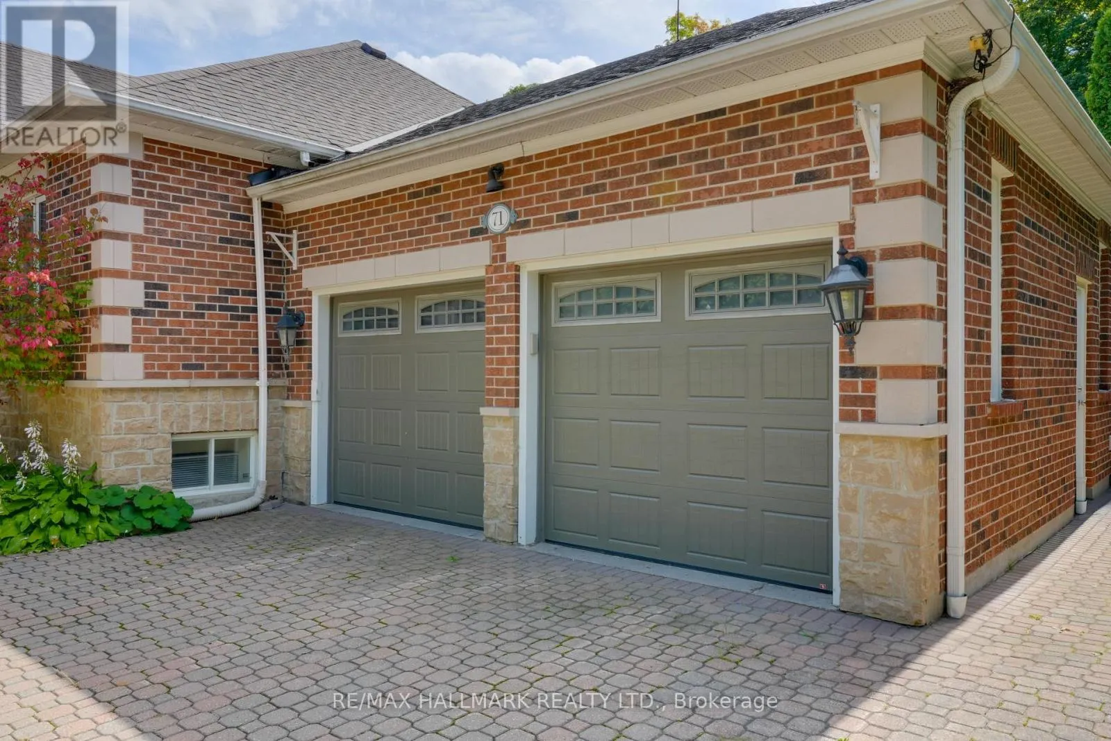 71 WILLOW FARM LANE