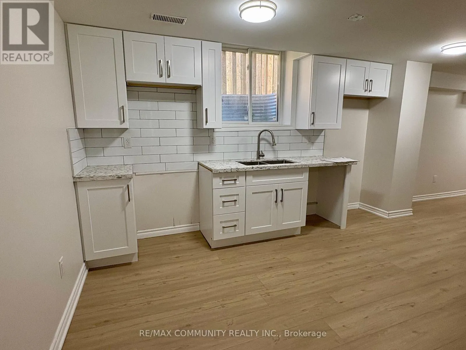 BASEMENT B - 34 COPPARD AVENUE