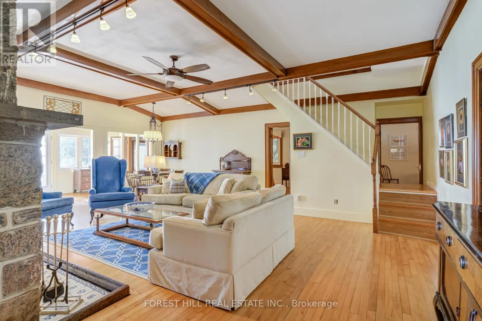 41 SUNNYPOINT DRIVE
