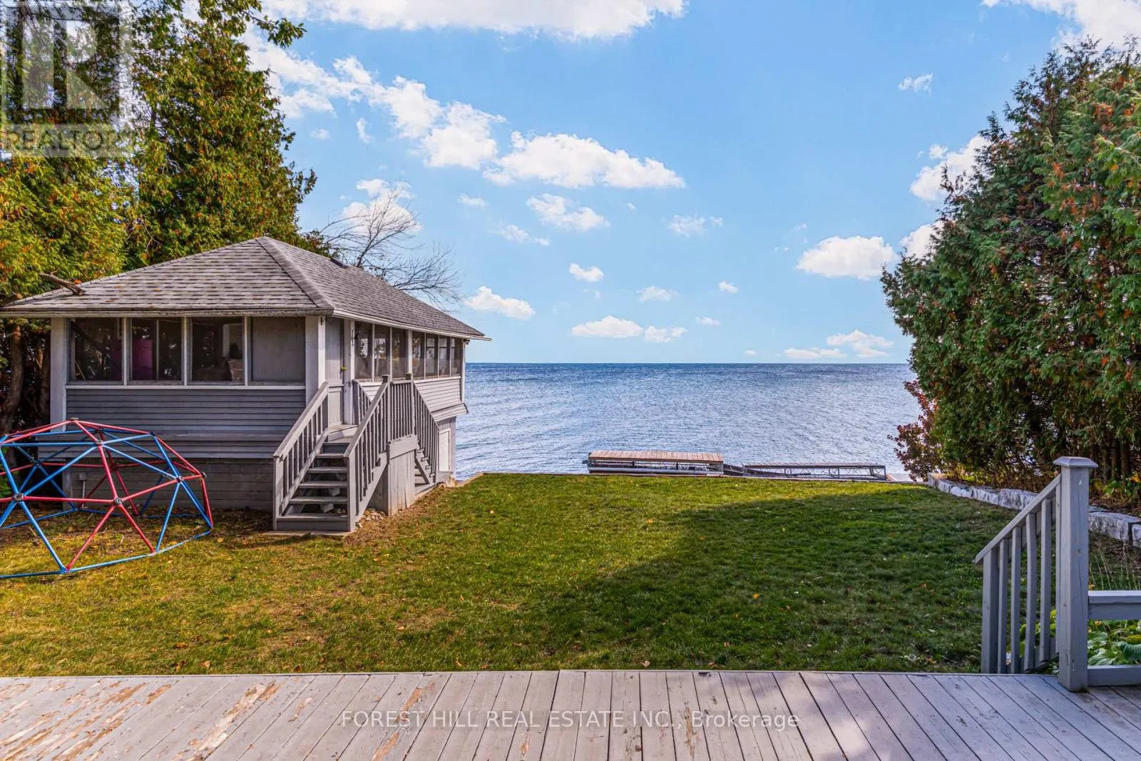 41 SUNNYPOINT DRIVE