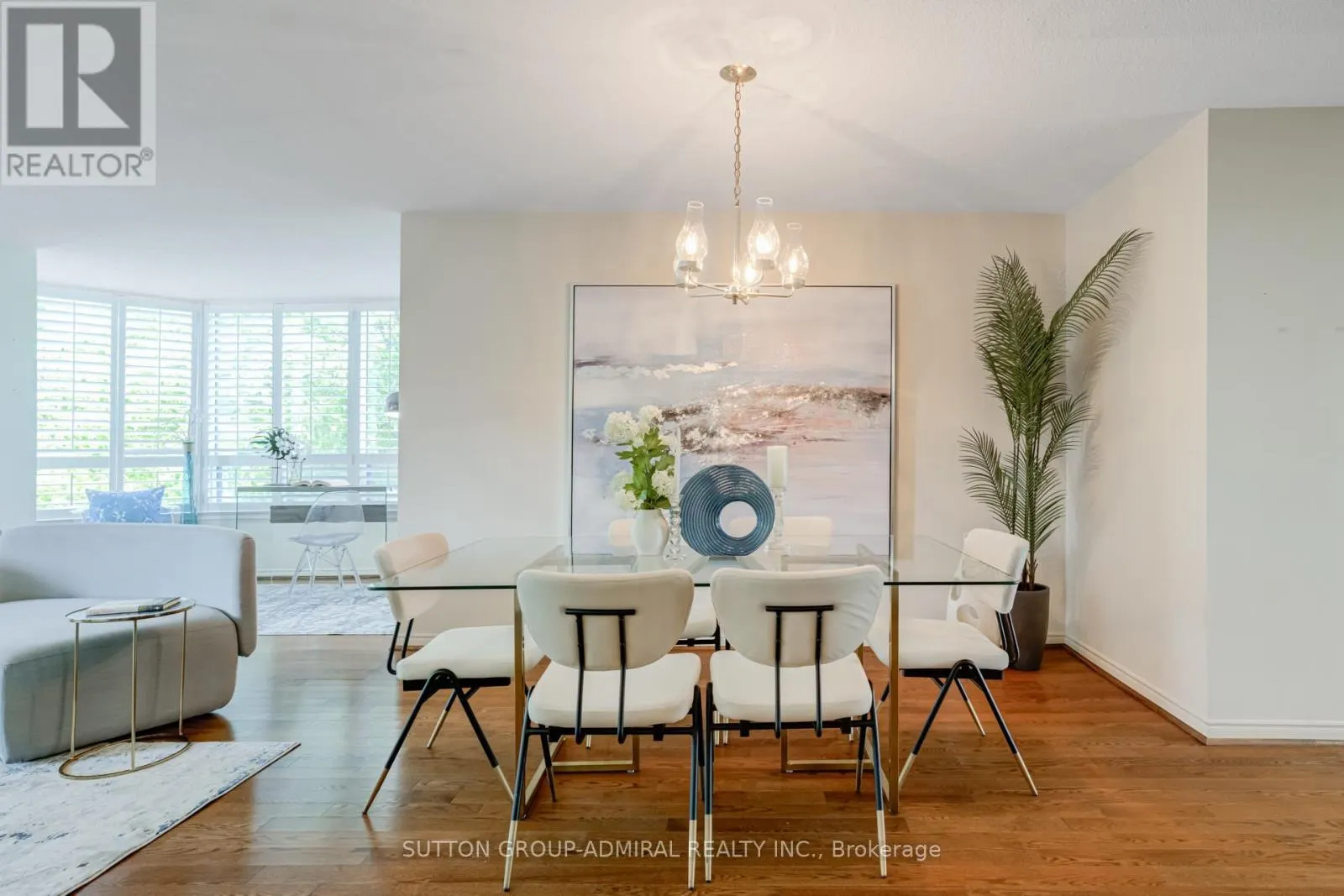 311 - 7250 YONGE STREET