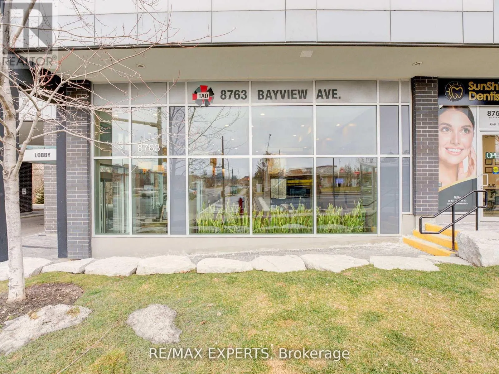 231 - 8763 BAYVIEW AVENUE W