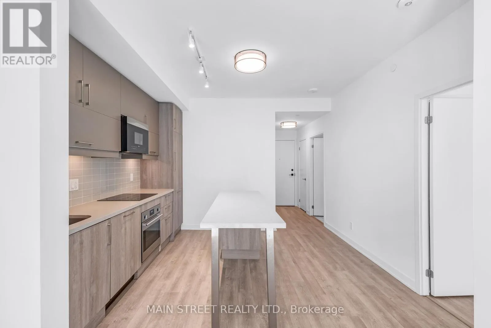 716 - 8119 BIRCHMOUNT ROAD