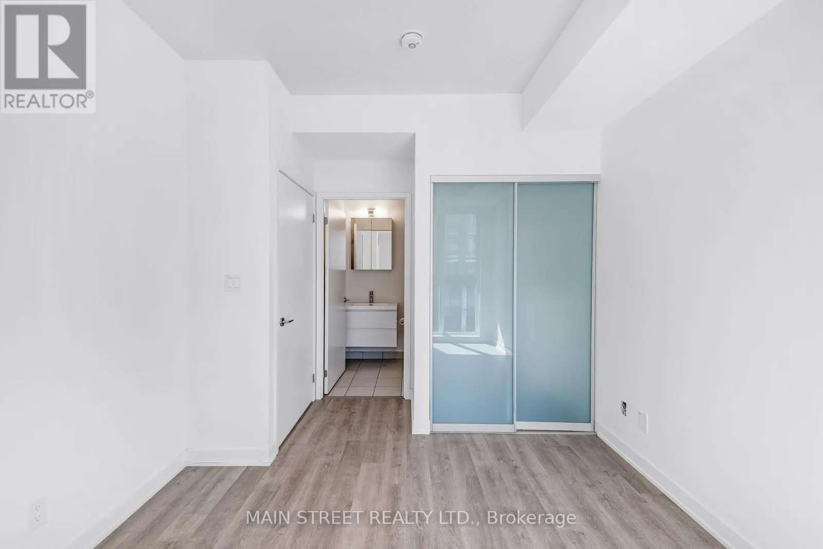 716 - 8119 BIRCHMOUNT ROAD