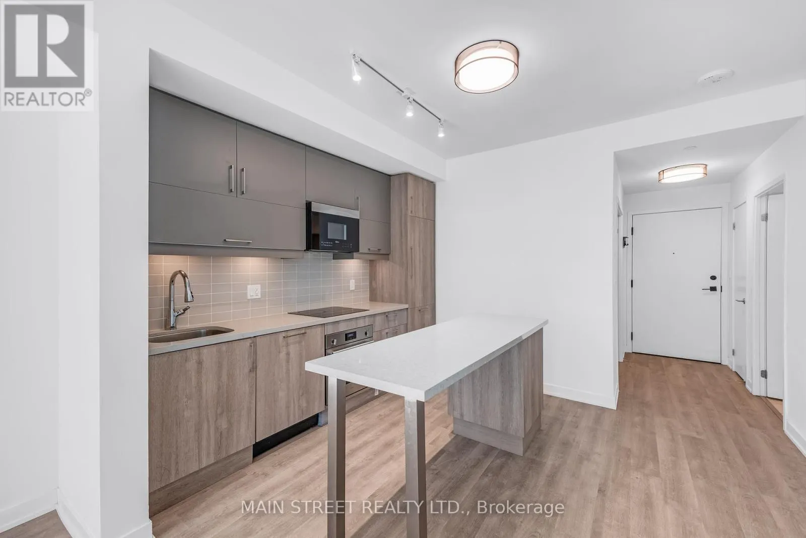 716 - 8119 BIRCHMOUNT ROAD