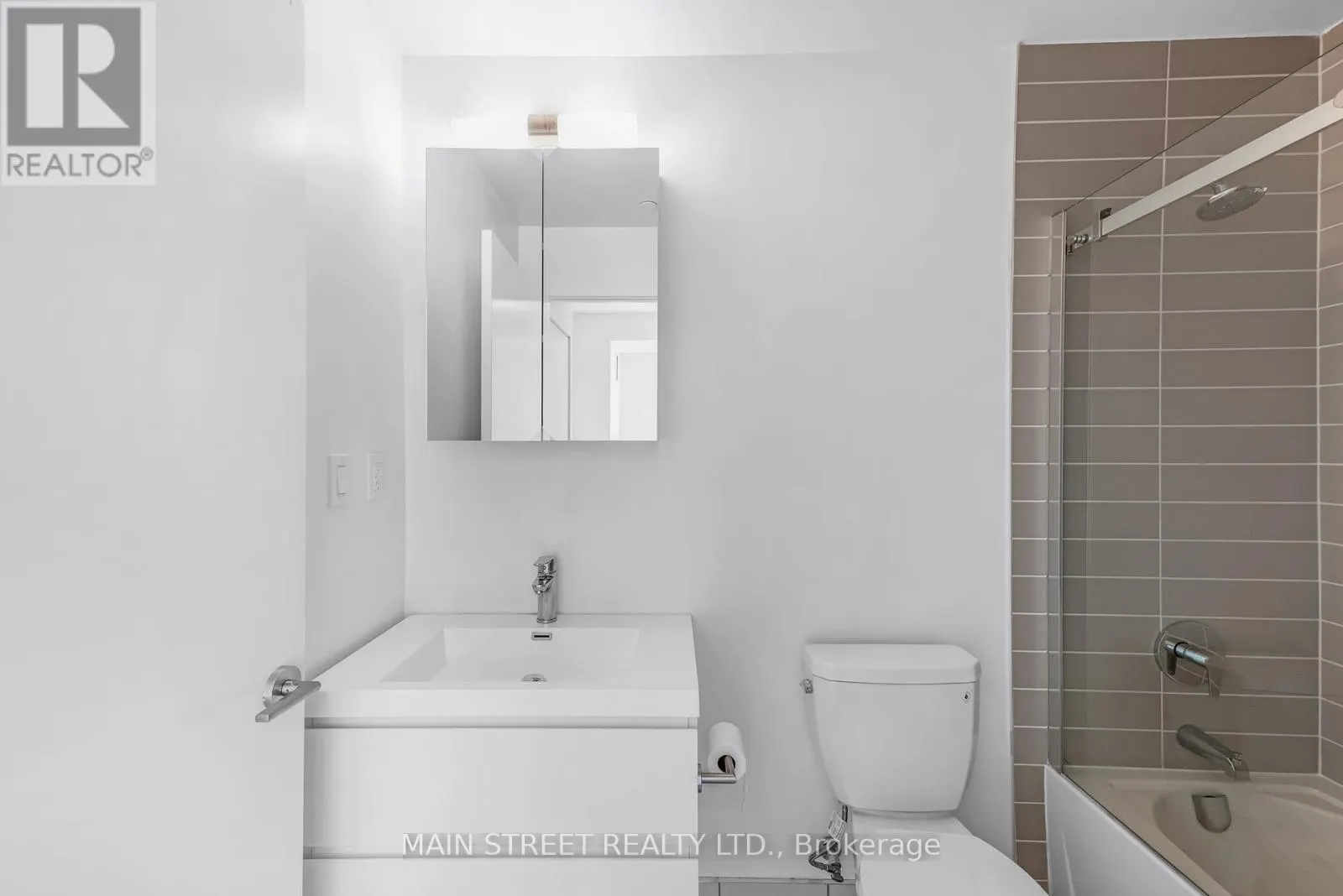 716 - 8119 BIRCHMOUNT ROAD
