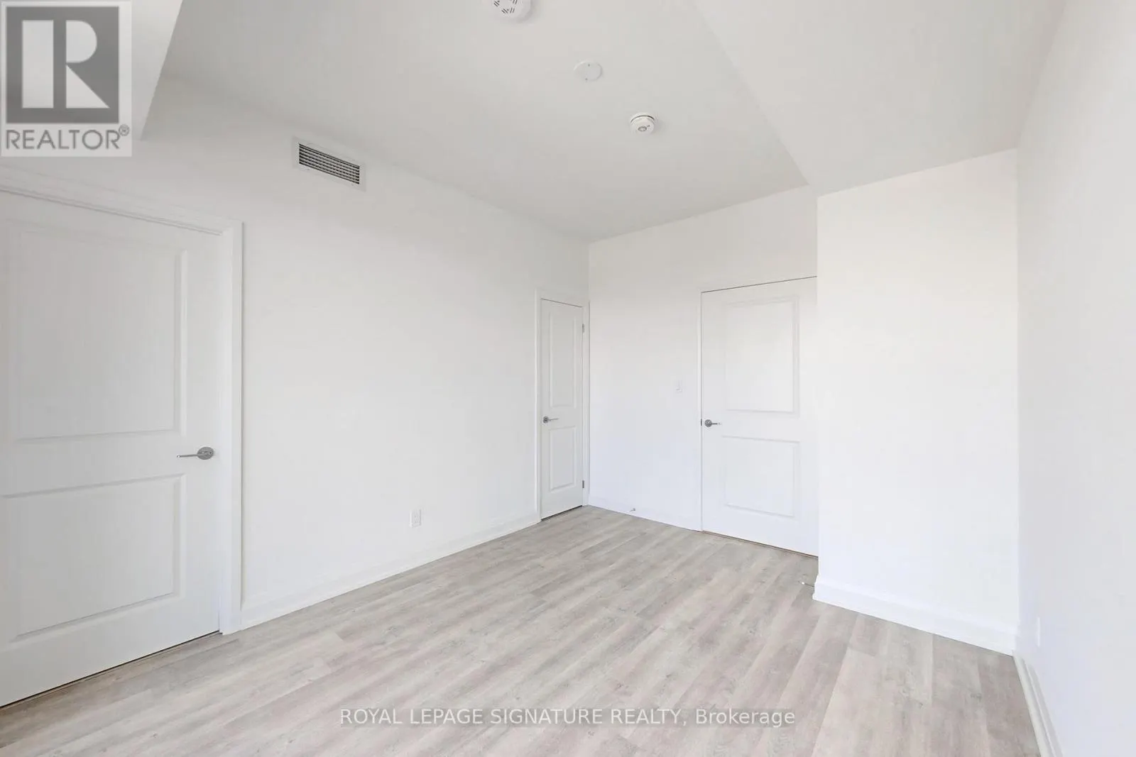 2612 - 56 ANDRE DE GRASSE STREET