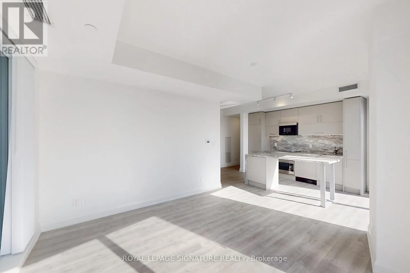2612 - 56 ANDRE DE GRASSE STREET