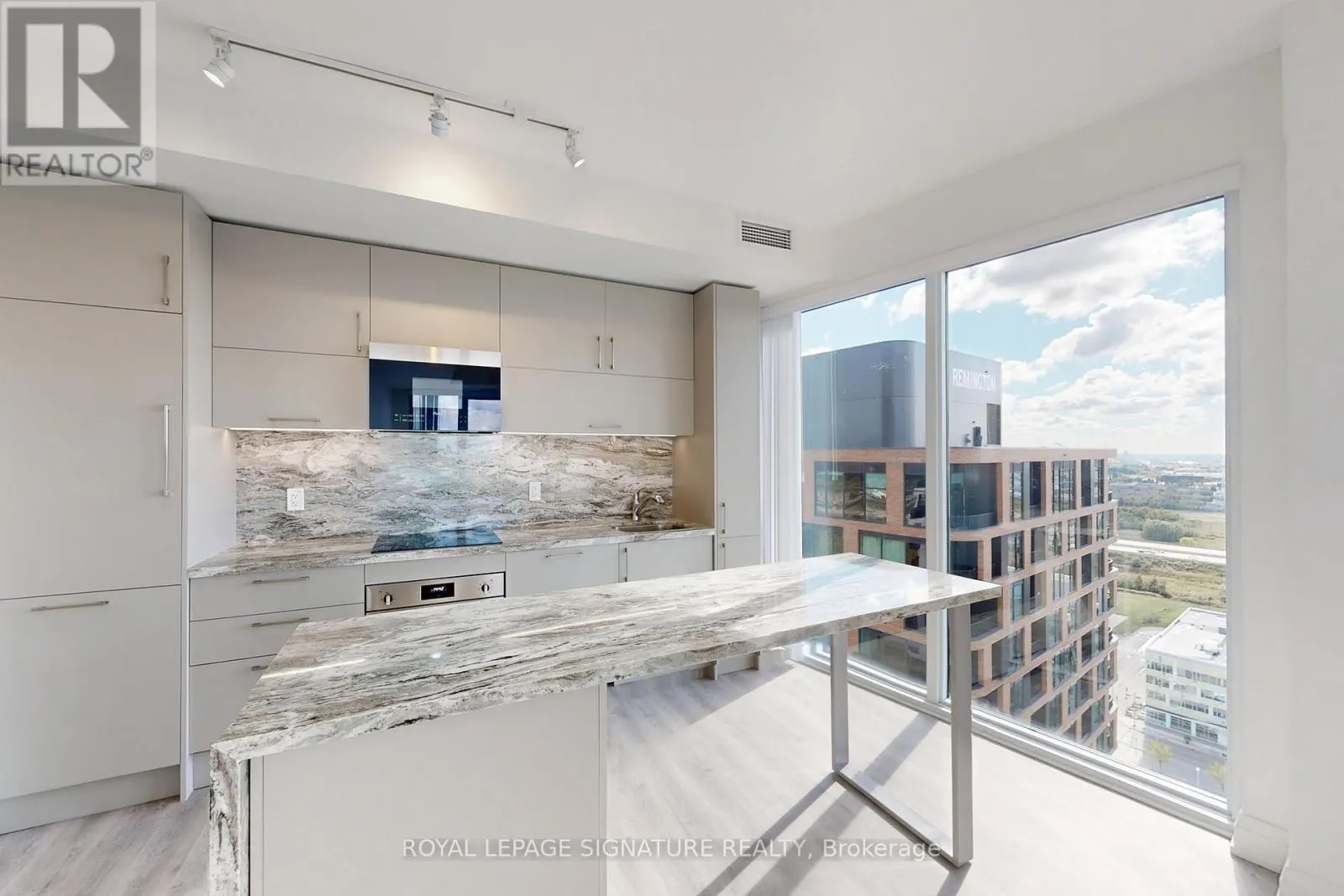 2612 - 56 ANDRE DE GRASSE STREET