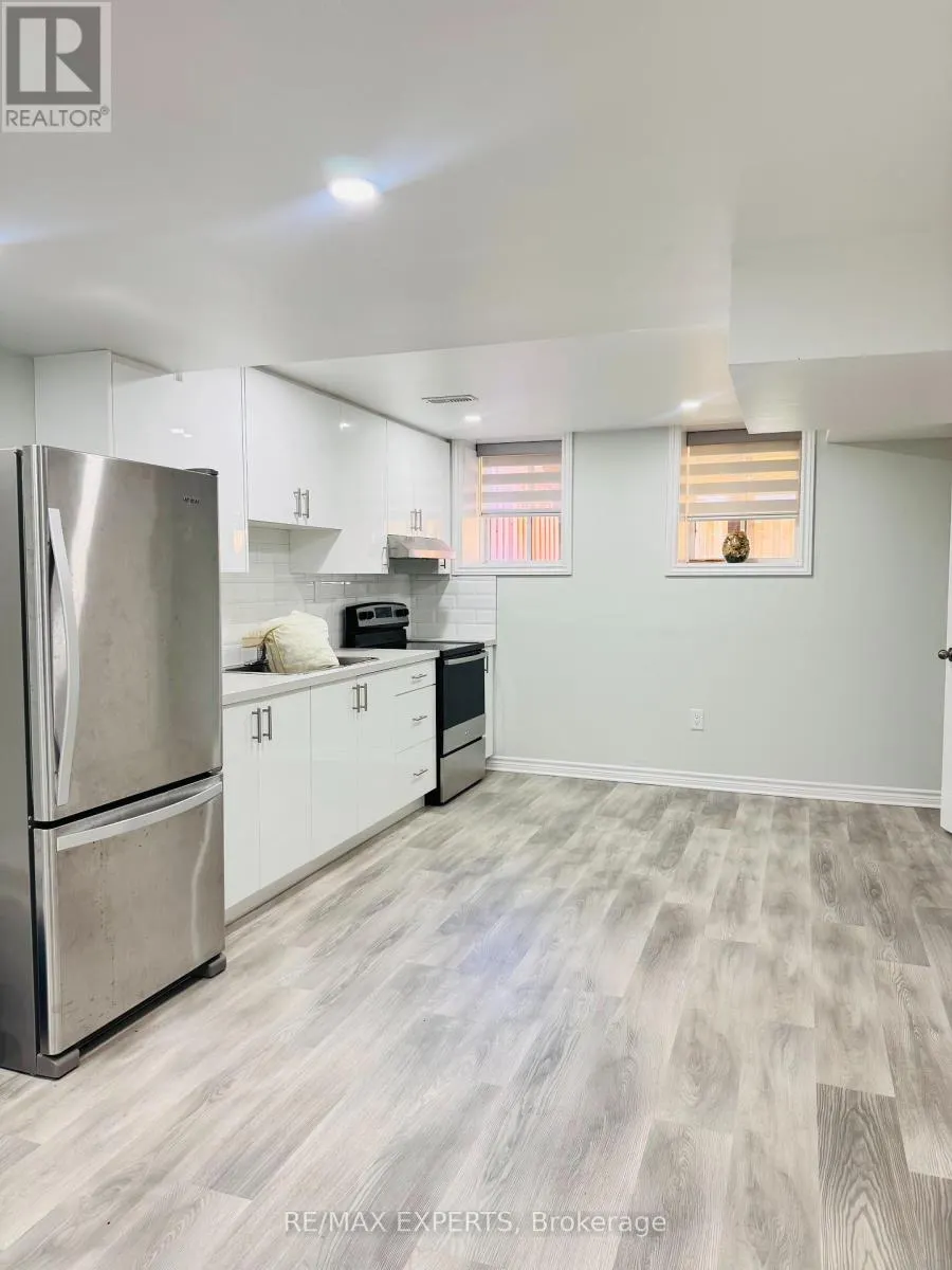 LOWER - 106 KNOTT END CRESCENT