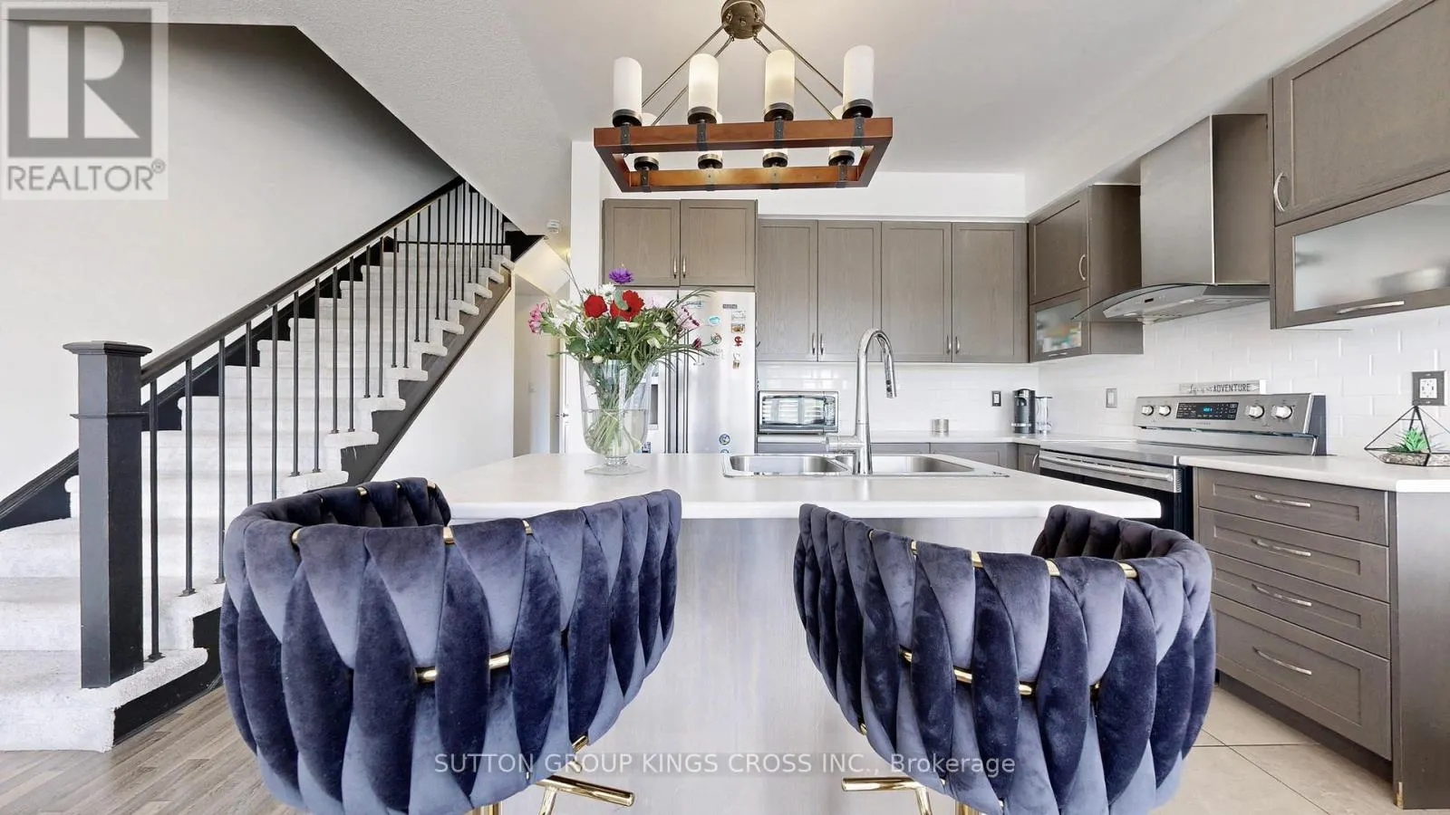 119 WAGNER CRESCENT