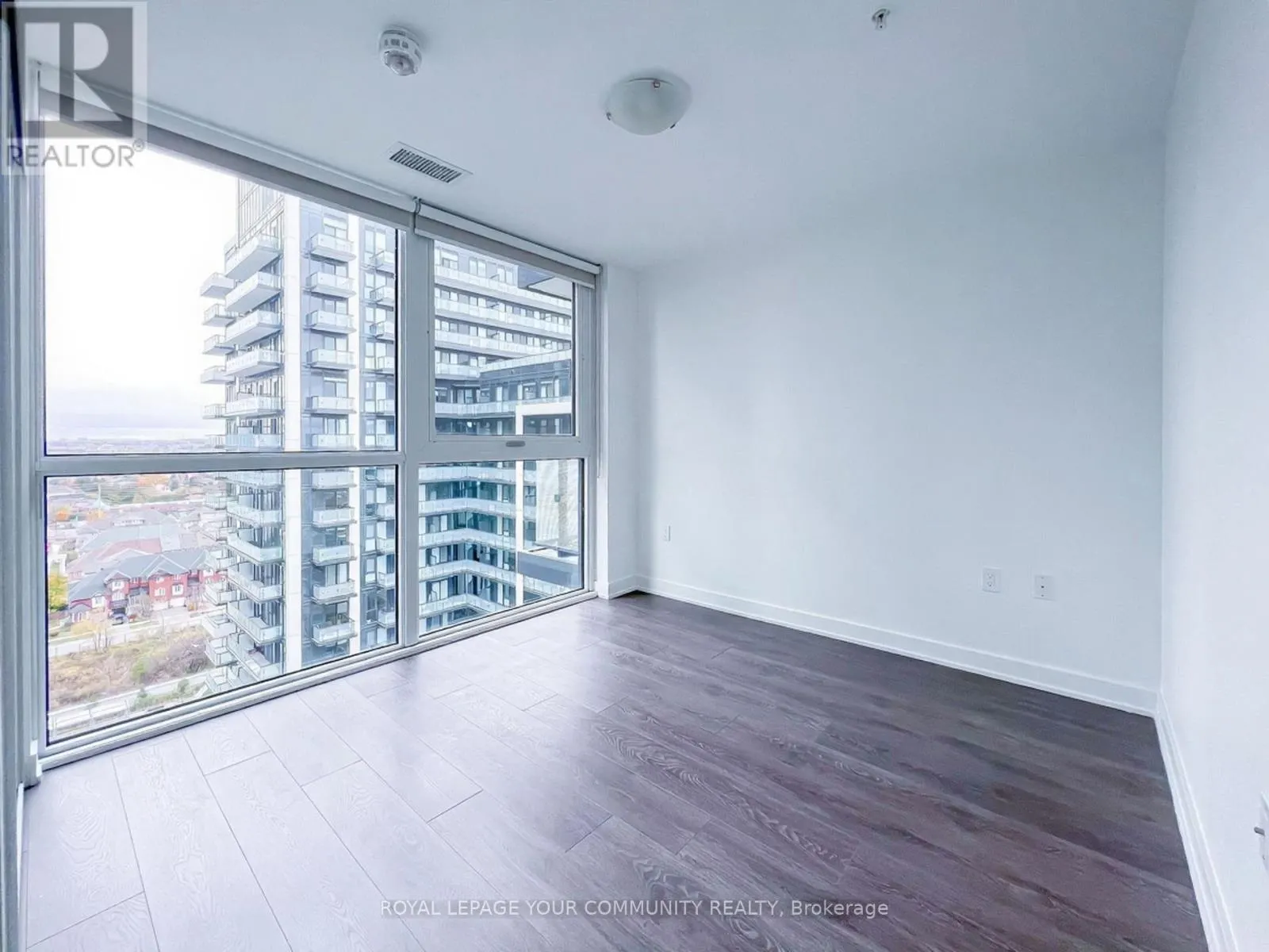 1501 - 75 ONEIDA CRESCENT