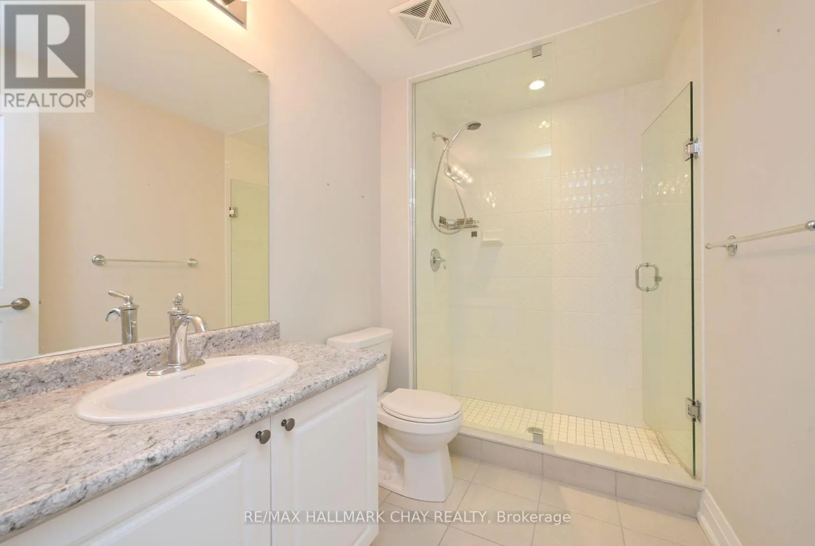109 - 157 WELLINGTON STREET E