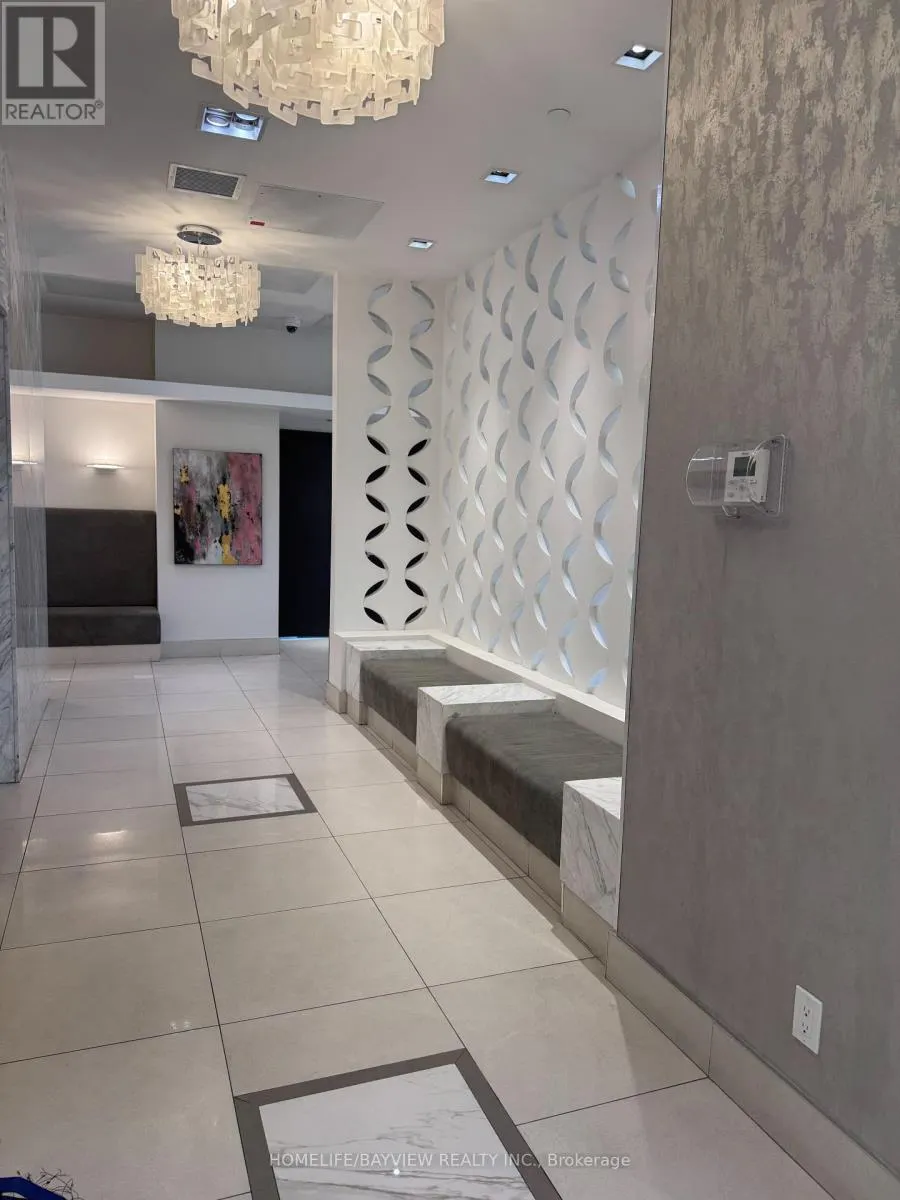316 - 9618 YONGE STREET