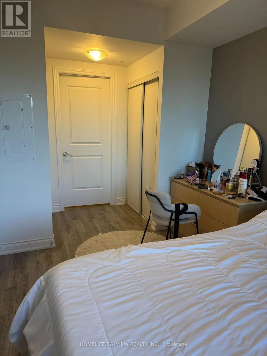 316 - 9618 YONGE STREET