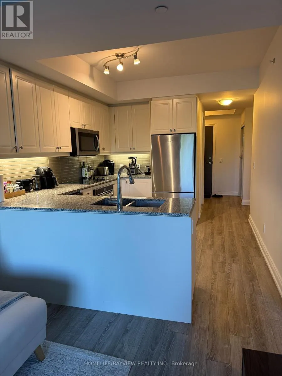 316 - 9618 YONGE STREET