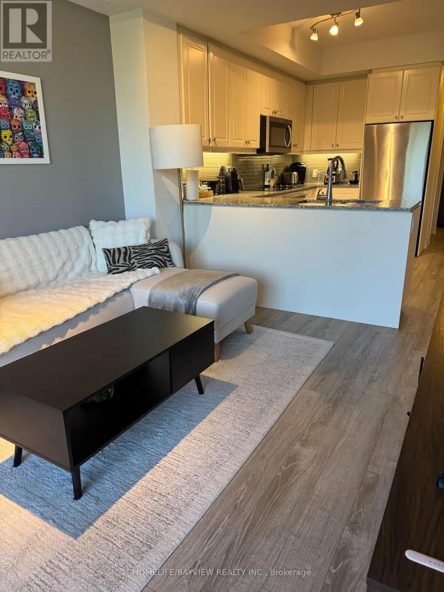 316 - 9618 YONGE STREET