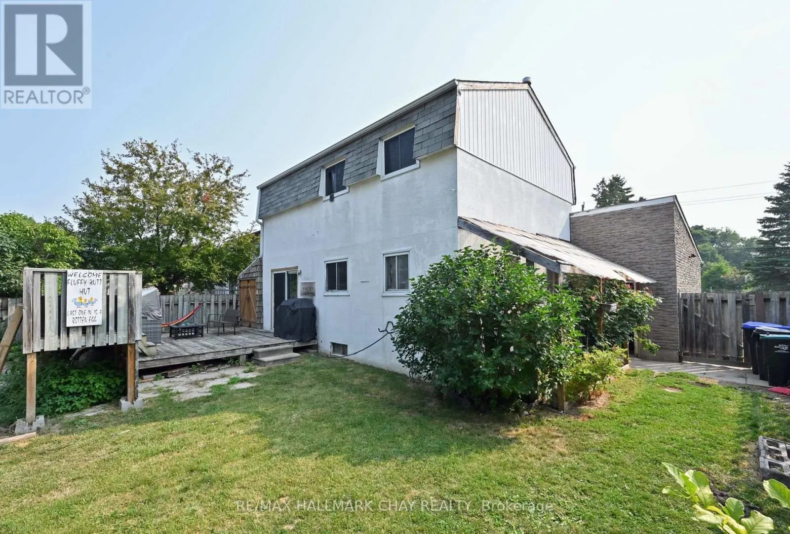 116 KING STREET S