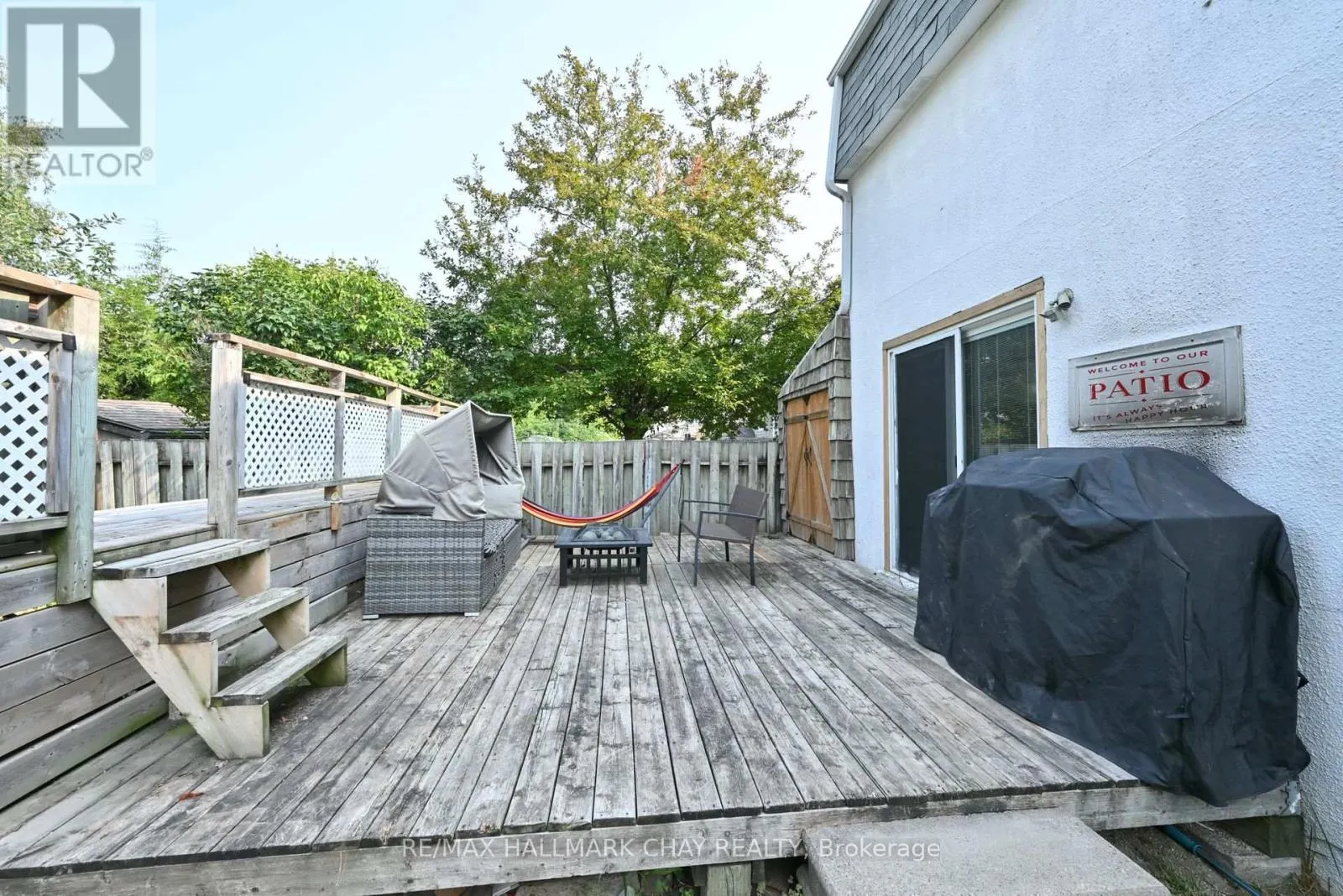 116 KING STREET S