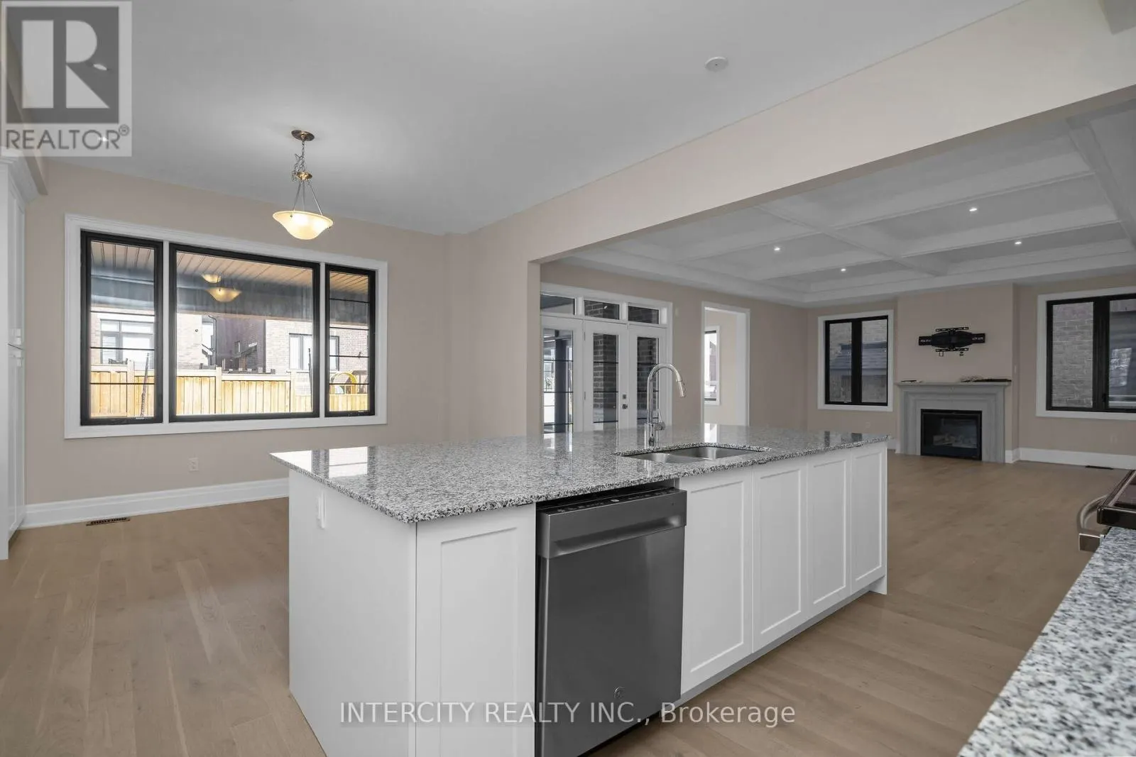 2 PINE HEIGHTS DRIVE