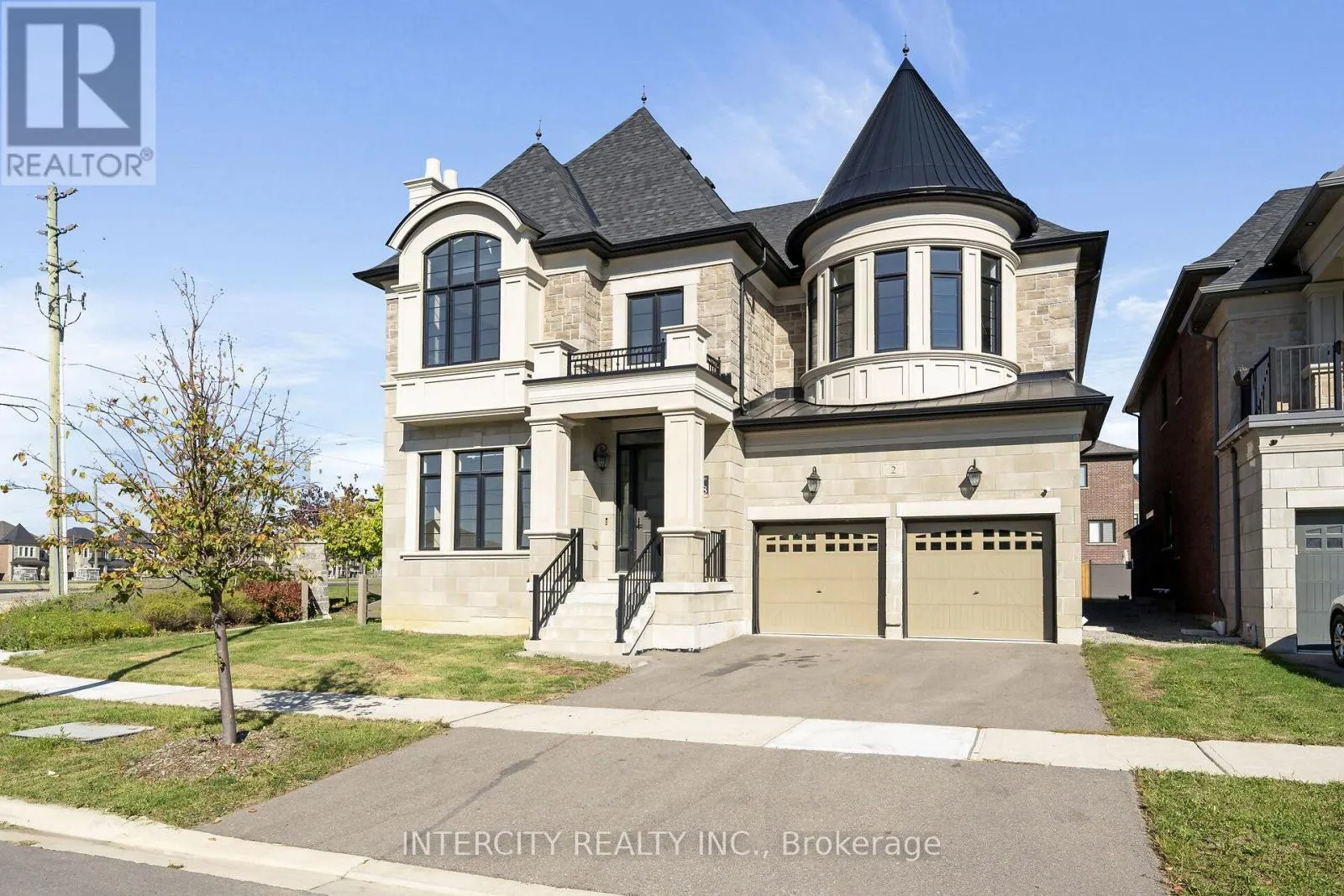2 PINE HEIGHTS DRIVE
