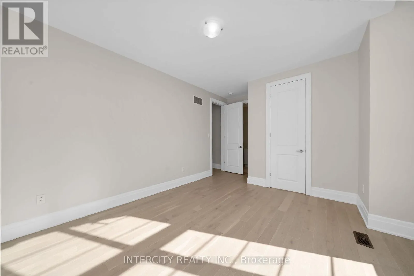2 PINE HEIGHTS DRIVE