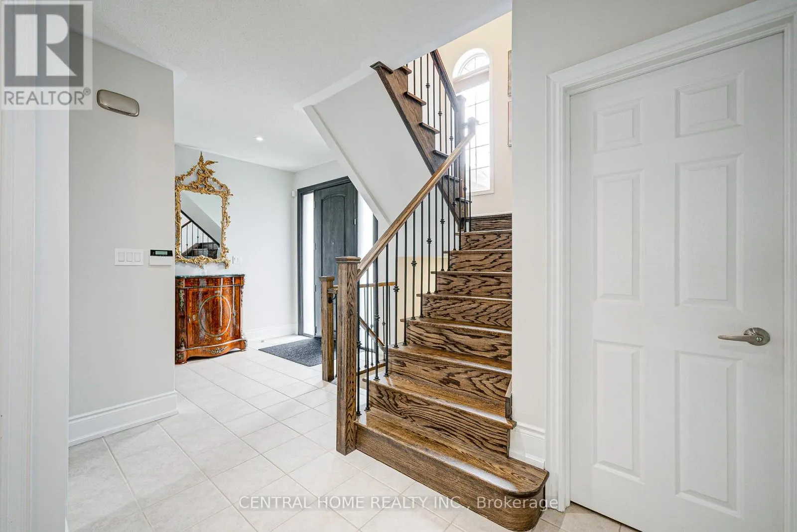 116 WOOD RIM DRIVE