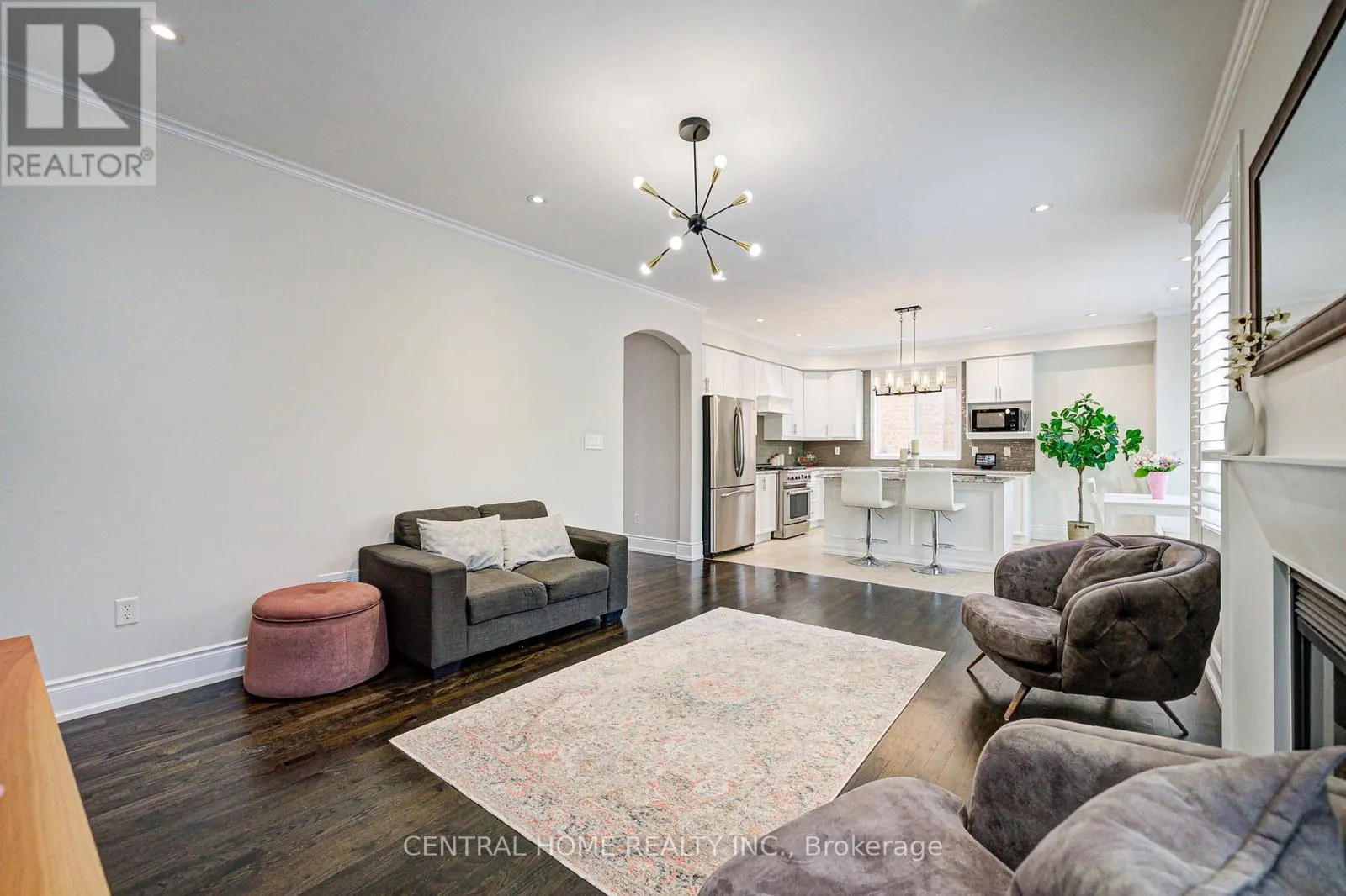 116 WOOD RIM DRIVE