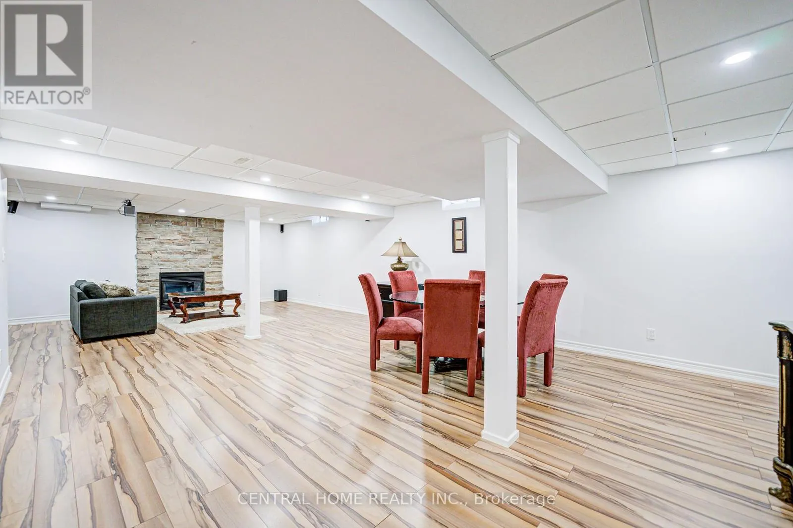 116 WOOD RIM DRIVE