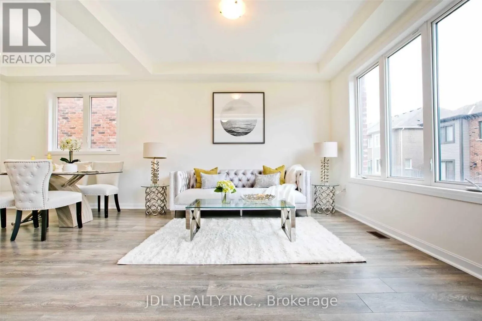 16 CASELY AVENUE
