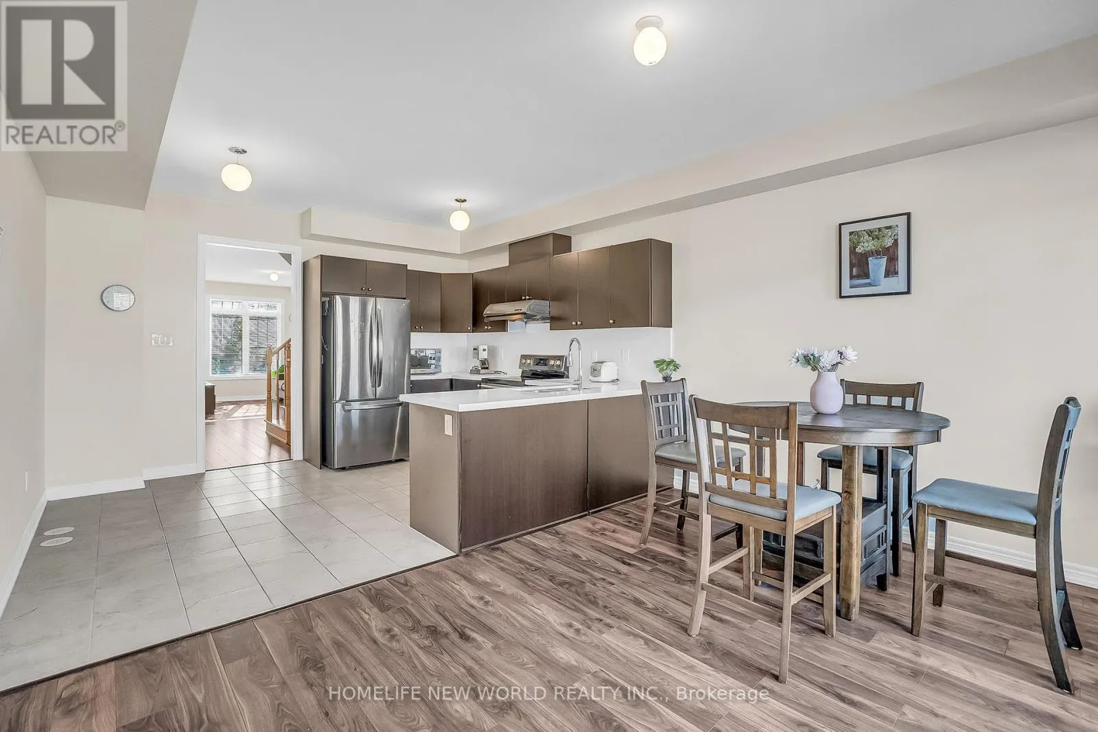 193 DUNDAS WAY