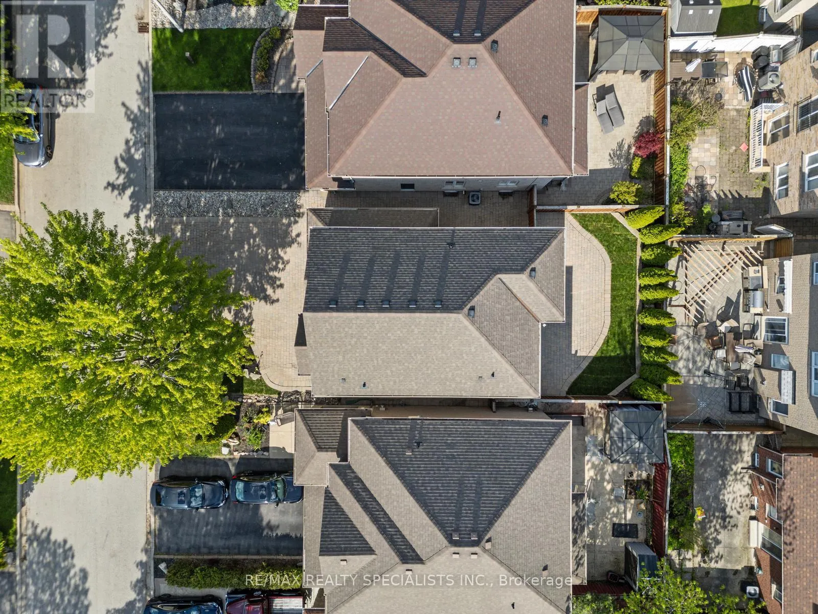 25 GRAPEVINE DRIVE